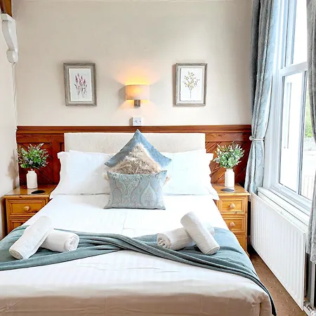 The Paddock Nyaraló *